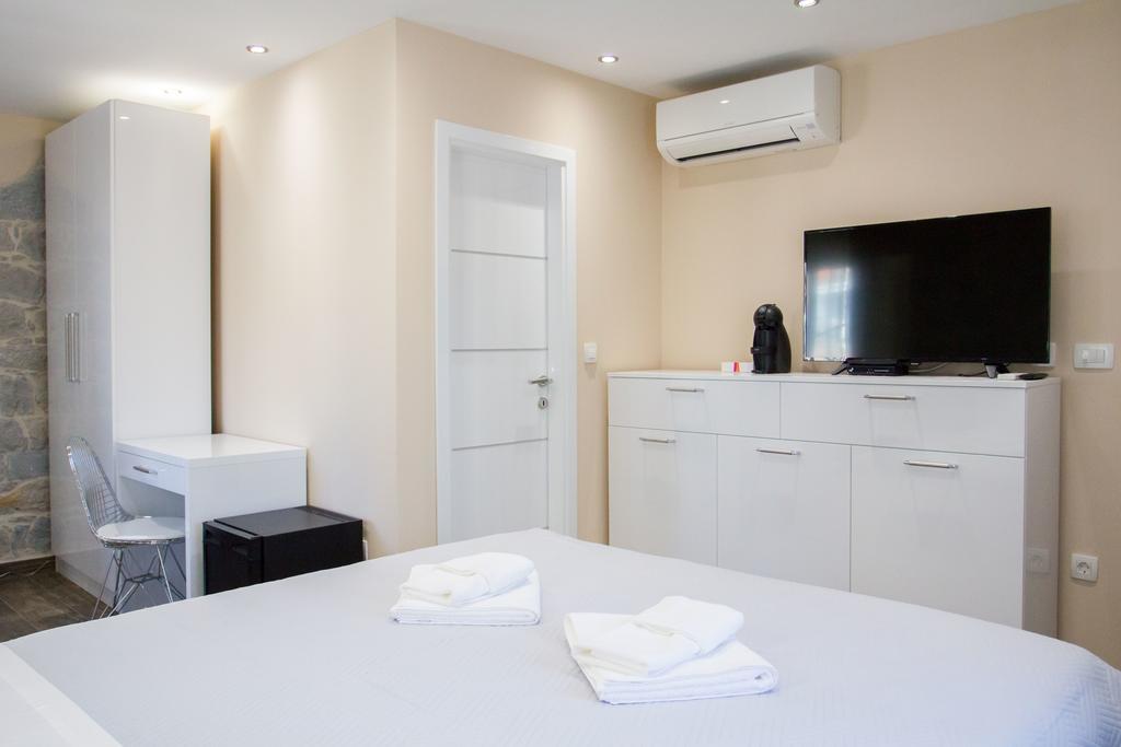 Elegant Residence Rooms & Apartments Split Exterior foto